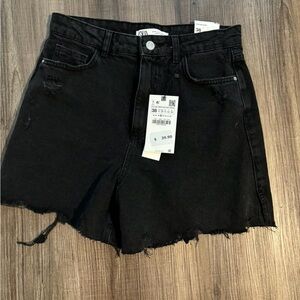 Zara Black Jean Shorts with Raw-Edge Hem